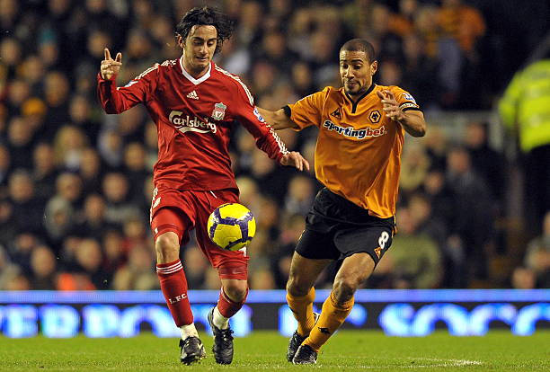 雙方最終以 雙方最終以