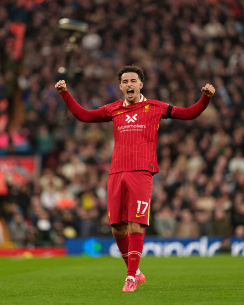 阿迪达斯等 阿迪达斯等